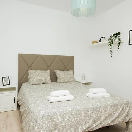 Alonsos - Open Mall - By Az 3*