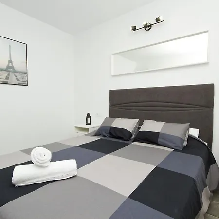 Guest house Alonsos - Open Mall - By Az Arrecife (Lanzarote)