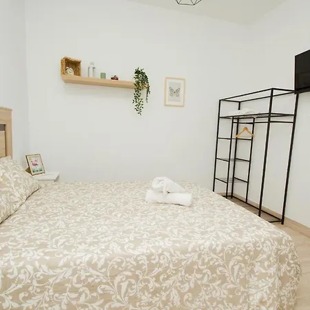 Guest house Alonsos - Open Mall - By Az 3*