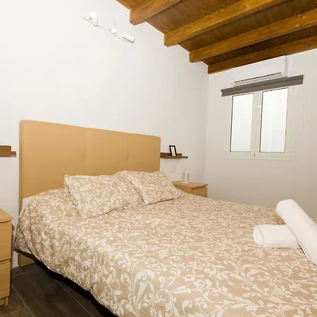 Guest house Alonsos - Open Mall - By Az