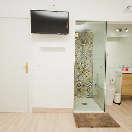 Alonsos - Open Mall - By Az 3*