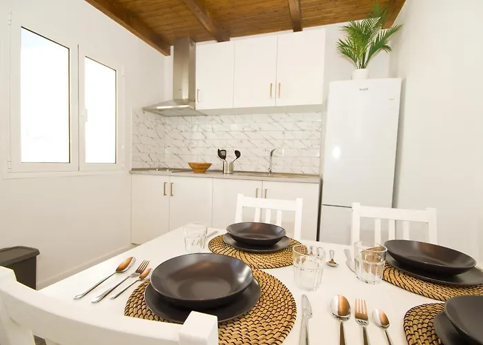 Alonsos - Open Mall - By Az Guest house