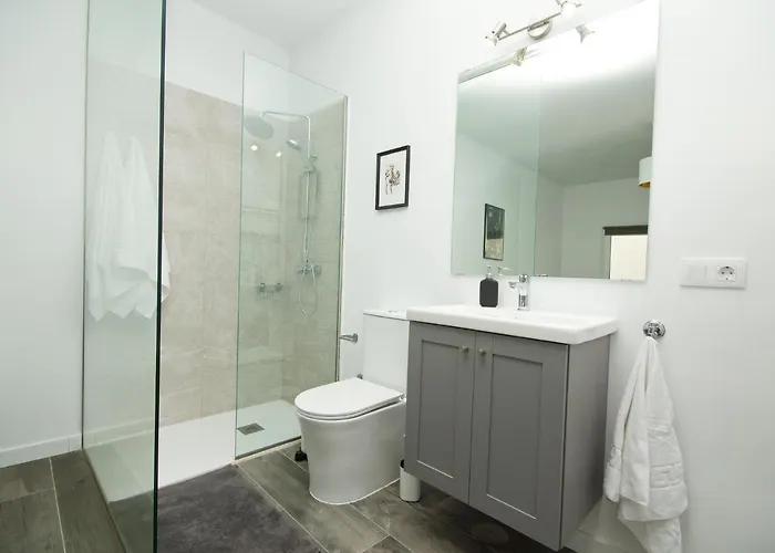 Alonsos - Open Mall - By Az Arrecife (Lanzarote)