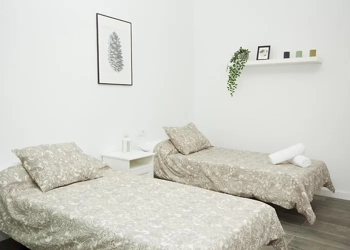 Alonsos - Open Mall - By Az Guest house