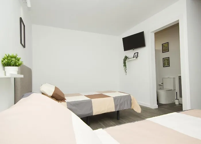 Alonsos - Open Mall - By Az Guest house