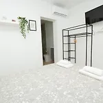 招待所 Alonsos - Open Mall - By Az 3*