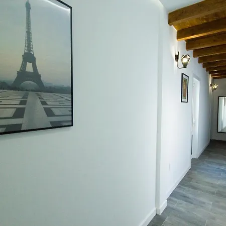 Alonsos - Open Mall - By Az Гостевой дом