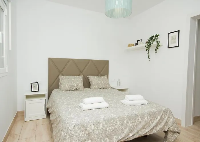 Alonsos - Open Mall - By Az 3*