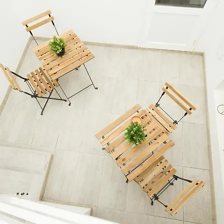 Alonsos - Open Mall - By Az Arrecife (Lanzarote)