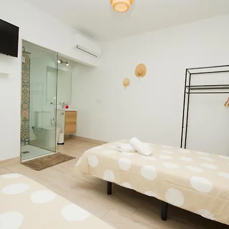 Alonsos - Open Mall - By Az Maison d'hôtes